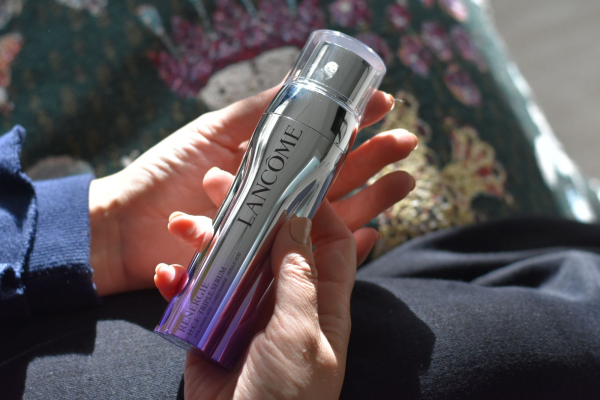 Christa Joanna Lee holding the Lancôme Rnergie H.C.F. Triple Serum